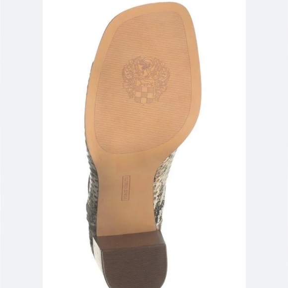 Vince Camuto Katnina Beige Leather Laser Cut Ankle Booties Size 4 - Picture 3 of 6